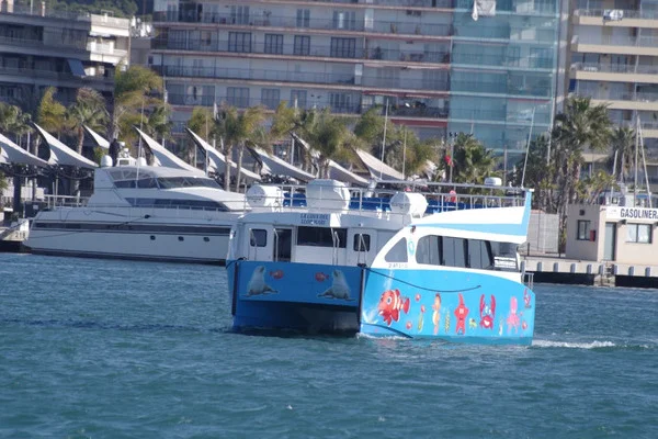 catamaran a tabarca desde santa pola